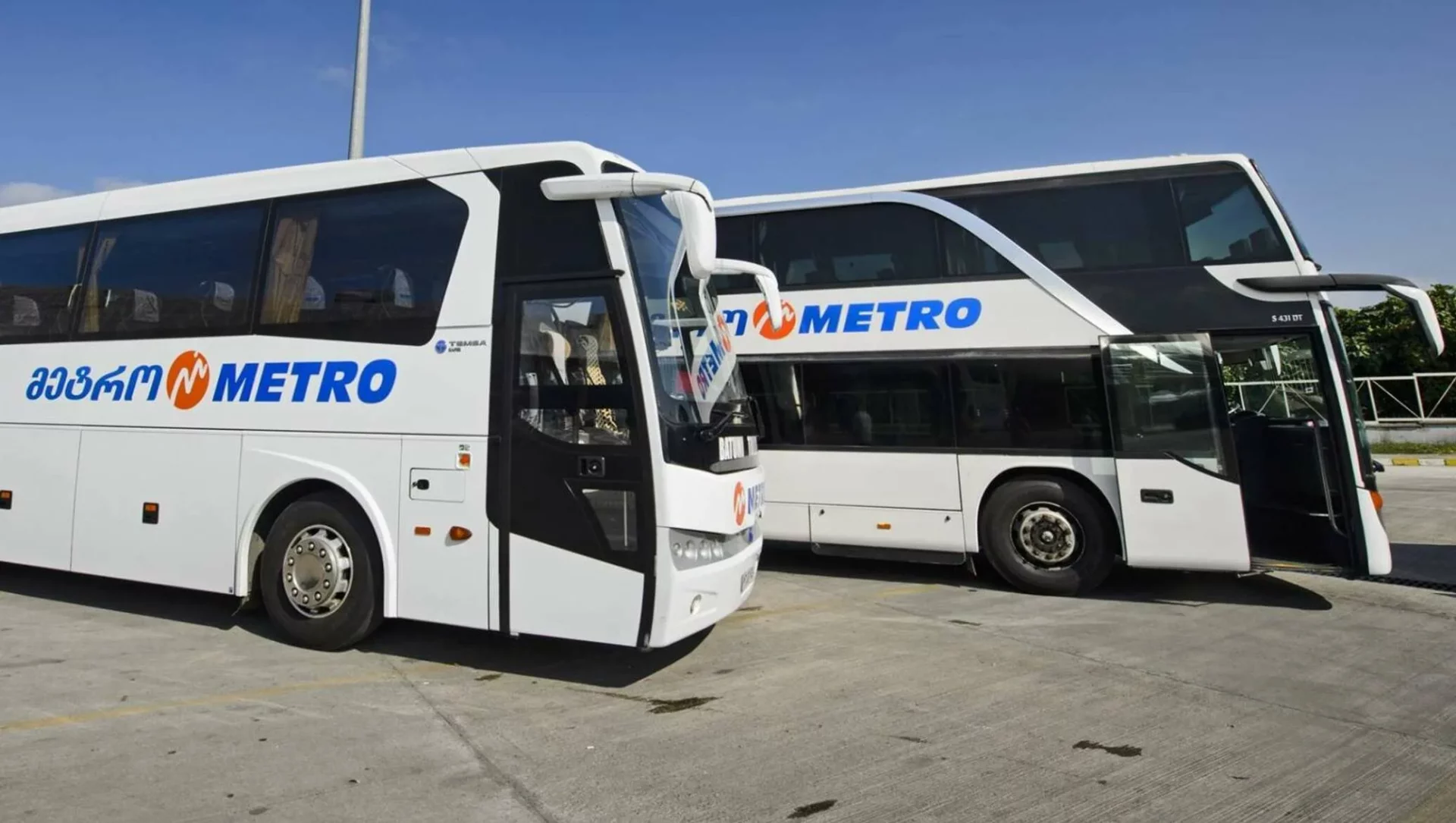 Автобусы компании Metro