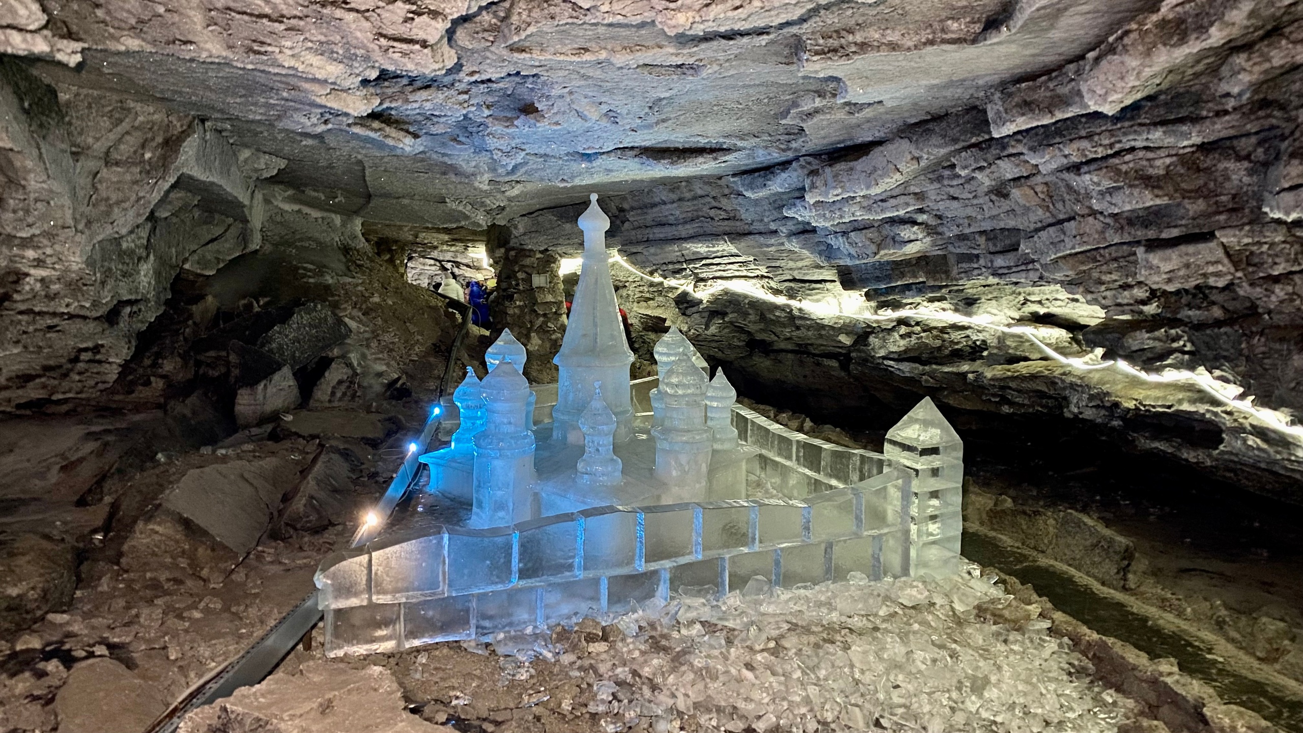Кунгурская пещера гроты