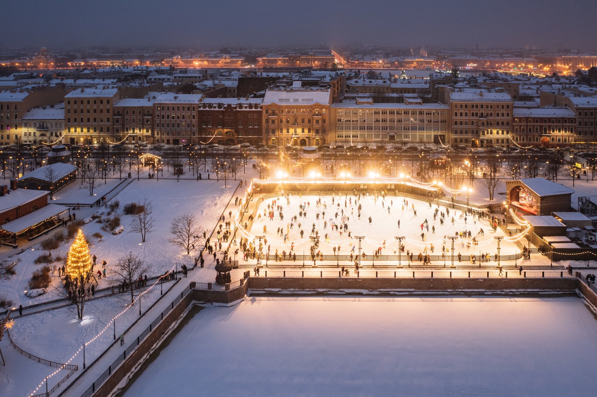 цпко в санкт петербурге каток