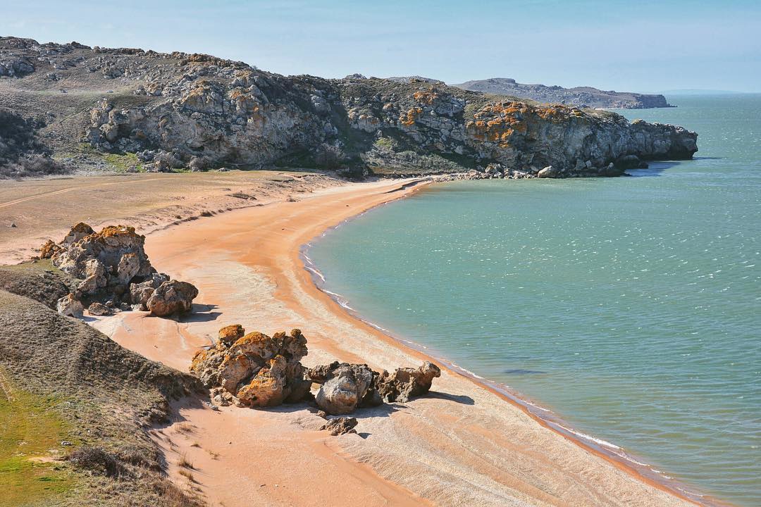 Генеральские пляжи в Крыму