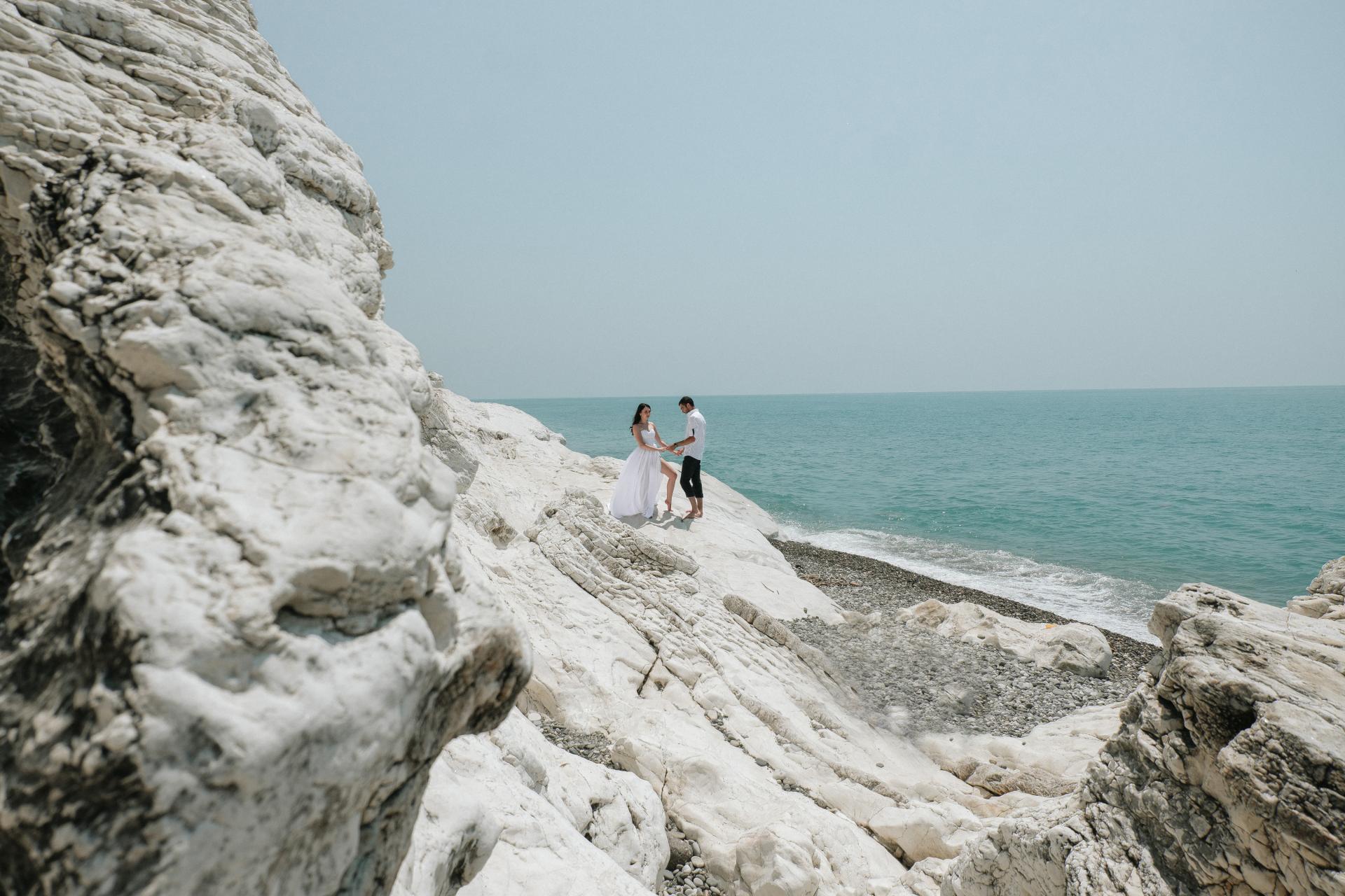 Пляж «Белые скалы» в Абхазии