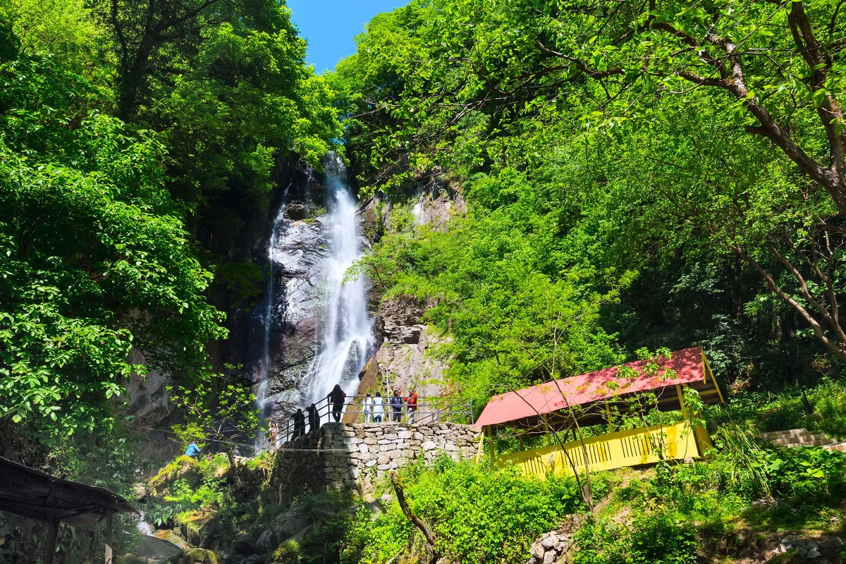 Водопад Махунцети рядом с Батуми