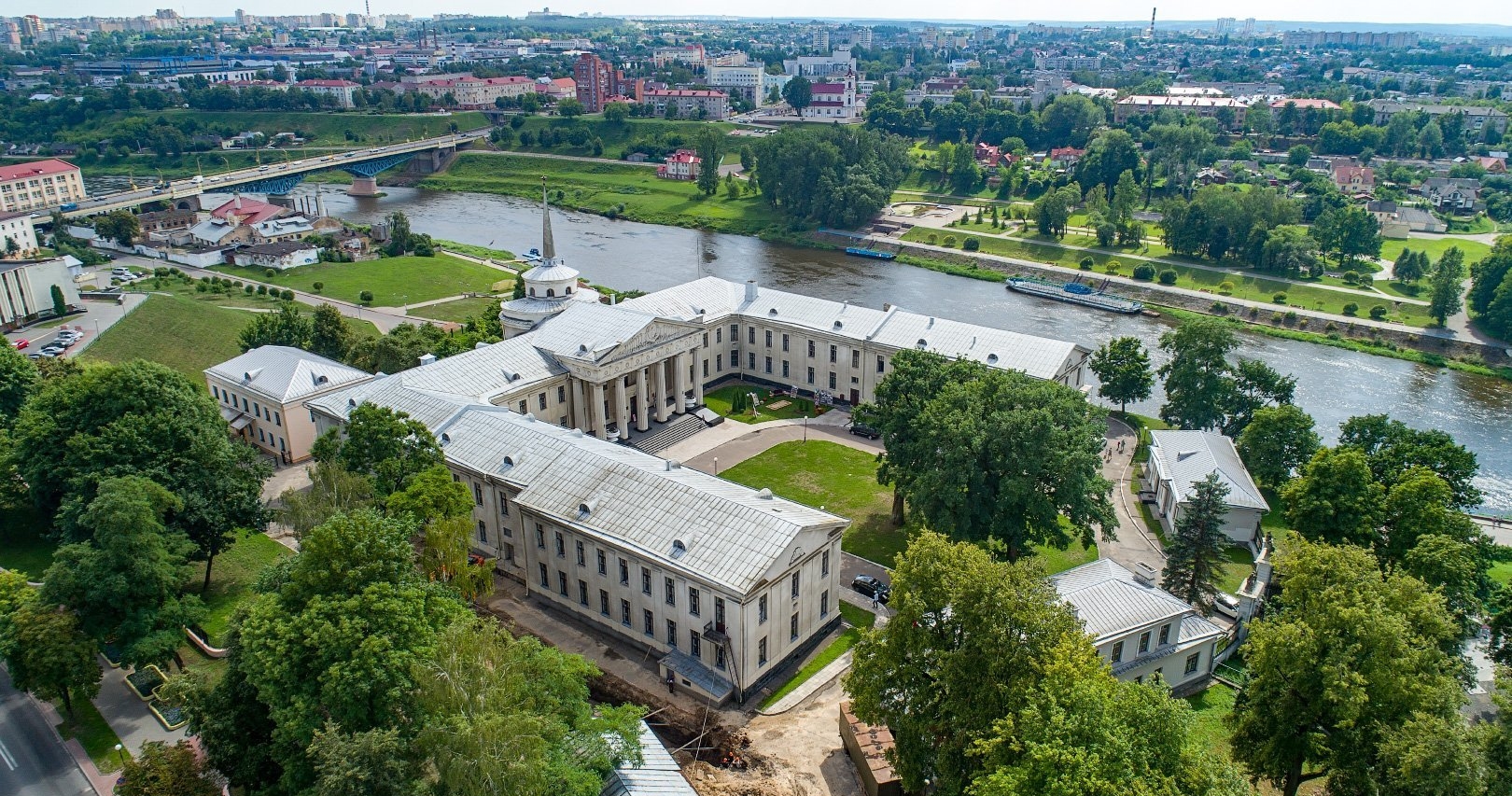Новый замок в Гродно фото